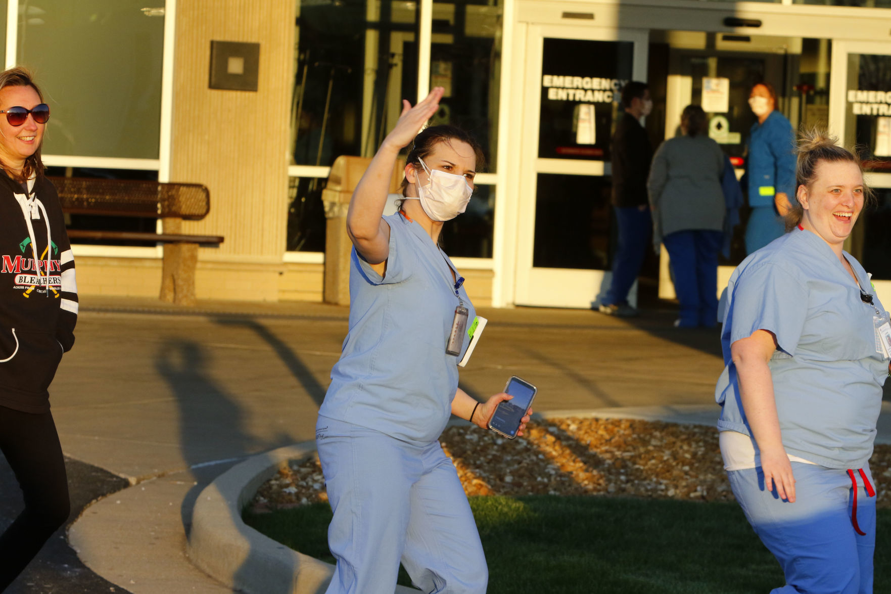 Gallery: First responders recognize north Lake County health care workers